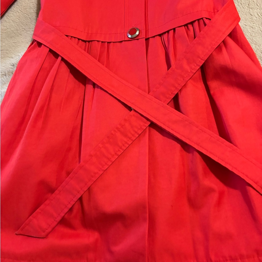 Red Novacheck trench coat with pleats and removable hood 6X - Picture 6 of 7